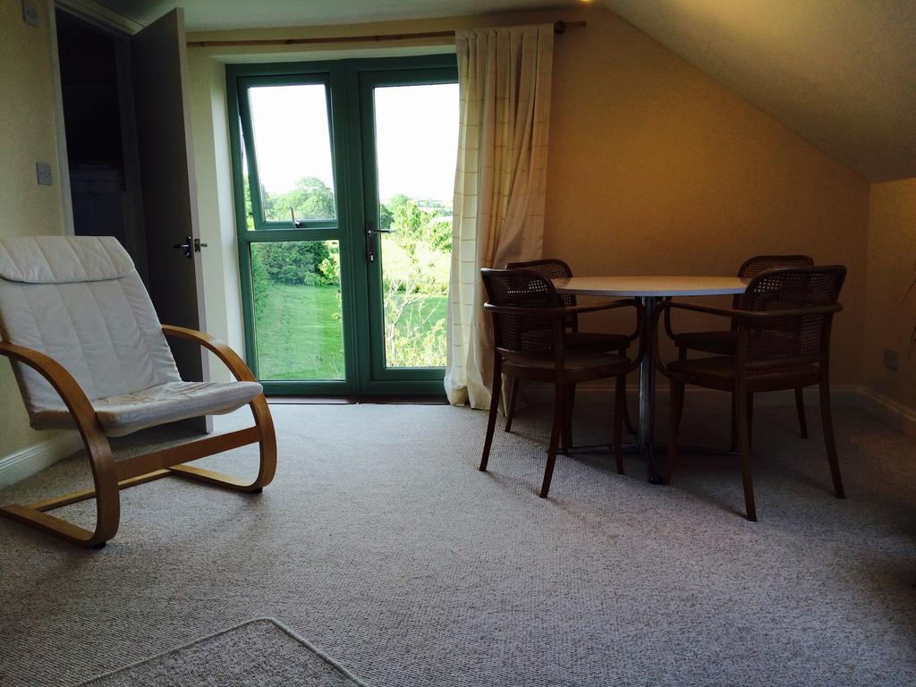 Trecarne House Bed & Breakfast ลิสคาร์ด ห้อง รูปภาพ