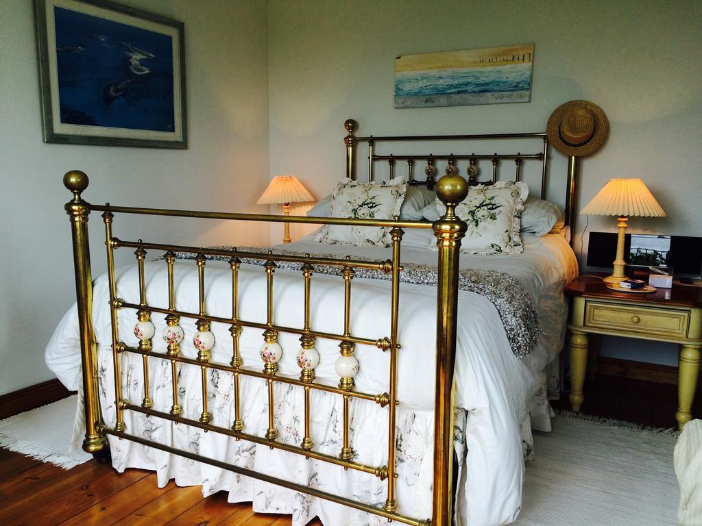 Trecarne House Bed & Breakfast ลิสคาร์ด ห้อง รูปภาพ