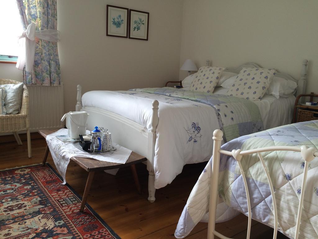 Trecarne House Bed & Breakfast ลิสคาร์ด ห้อง รูปภาพ