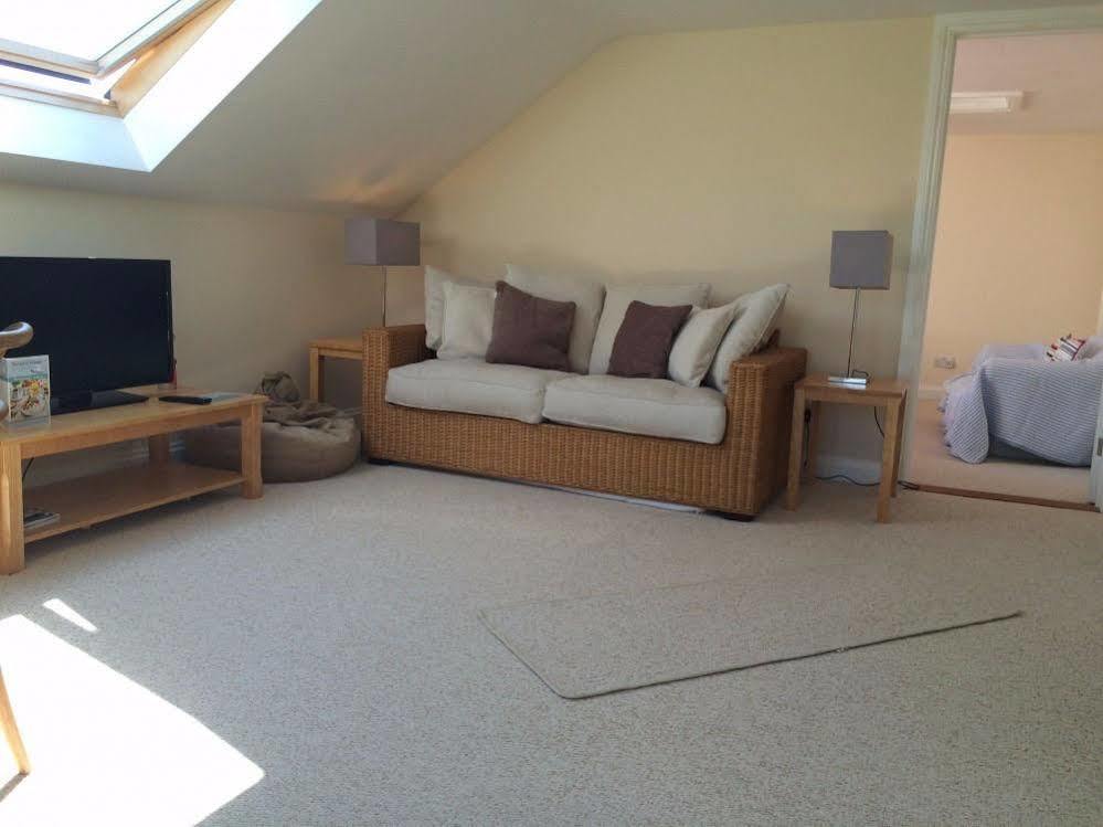 Trecarne House Bed & Breakfast ลิสคาร์ด ภายนอก รูปภาพ